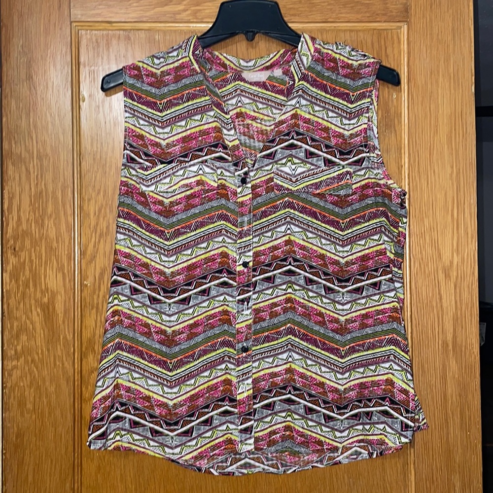 Coral Bay Petite Sleeveless Button Up Top
